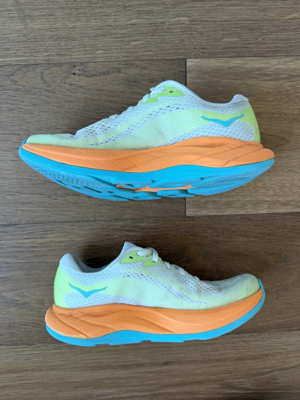 Hoka Rincon 4 Women’s Size 6.5 B Running Shoes - Picture 4 of 9